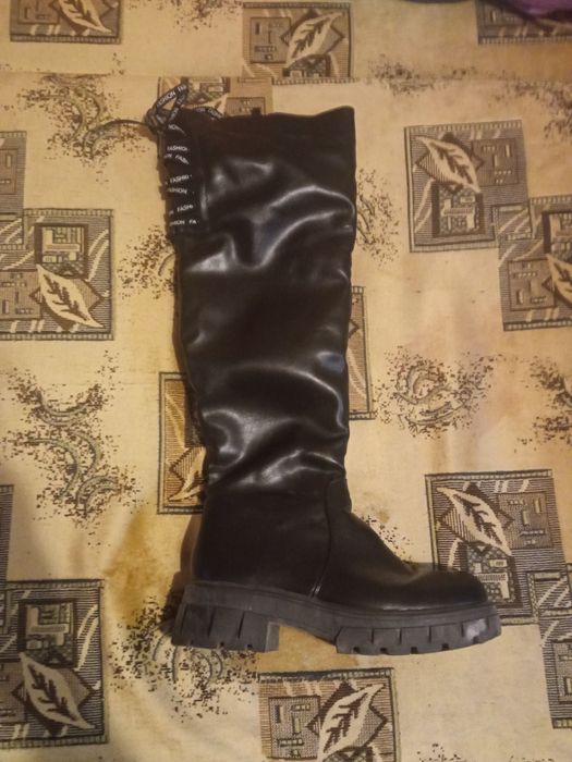 Продам женские саоги