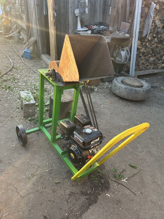 Щепорез, измельчитель веток.