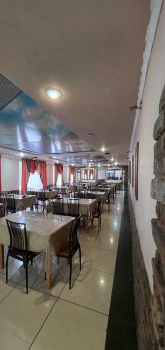 Коммерческое помещение площадью 200 м²