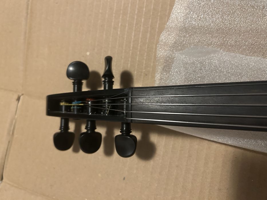 Vând Vioară Cantini Earphonic 5 BK