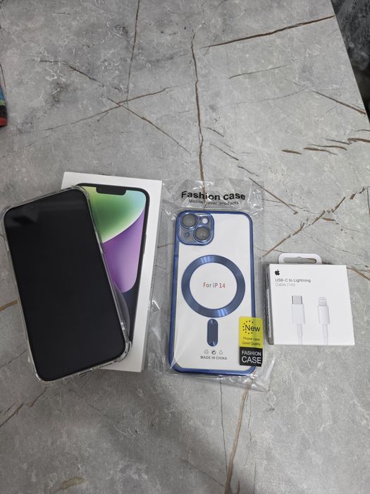 Продам Iphone 14, 256 gb. В отличном состоянии и полной комплектации