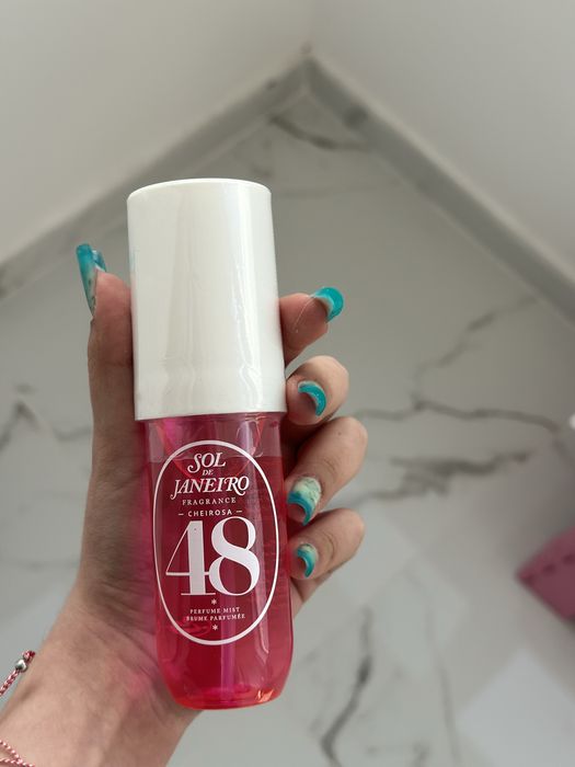 set 4 spray-uri de corp