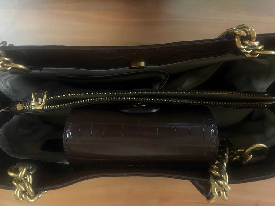 чисто нова чанта