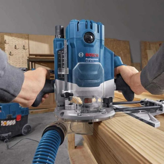 Оберфреза Bosch GOF 20-12 Professional, 2000 W, 8-12 mm