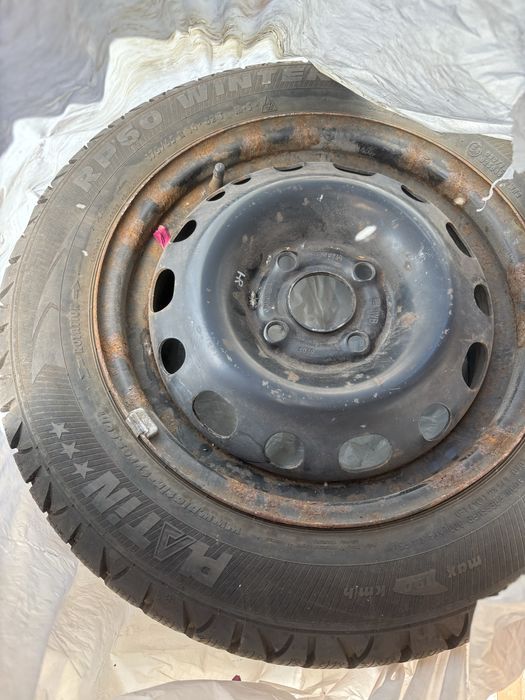 Комплект гуми с джанти за Опел корса