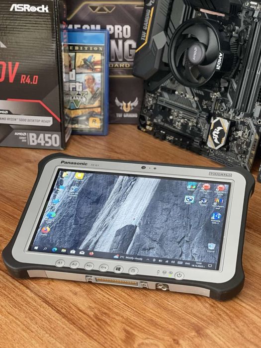Таблет Лаптоп Panasonic ToughPad FZ-G1 i5-6Gen, 4GB RAM, 128GB SSD