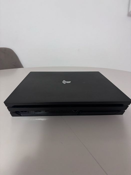 Play Station 4 Pro