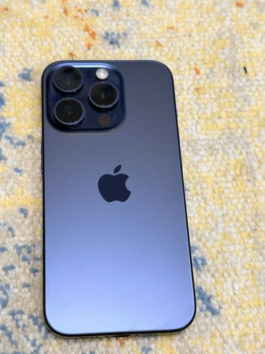 Продавам APPLE IPHONE 15 PRO 256GB BLUE TITANIUM, 48mp+12mp+12mp