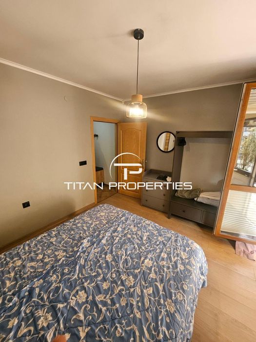 Дава се под наем Двустаен апартамент в Бургас, Център - 70 кв.м за 561 € - Снимка #5