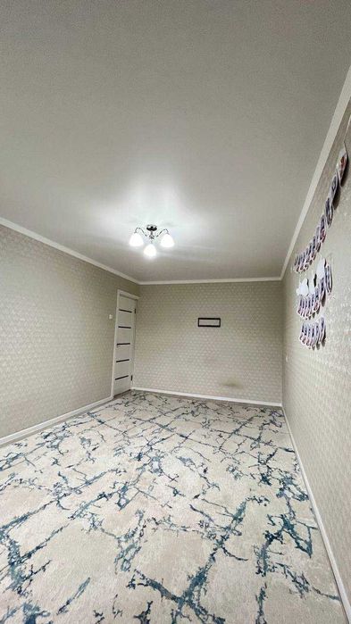 продам 2 комнатную на Шанхае