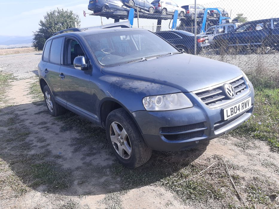 За части Volkswagen Touareg 2500 кубика дизел автоматик 2005 година