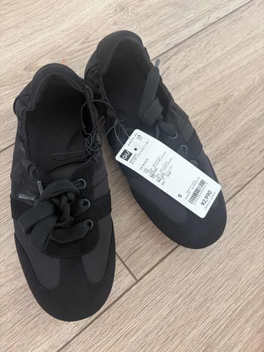 Продам кеды женские GU