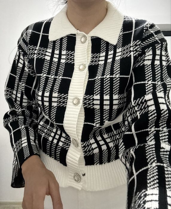 Женская одежда брюки рубашки юбка платье