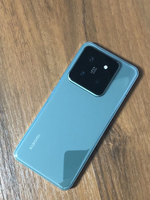 Xiaomi 14 Pro в хорошем состоянии