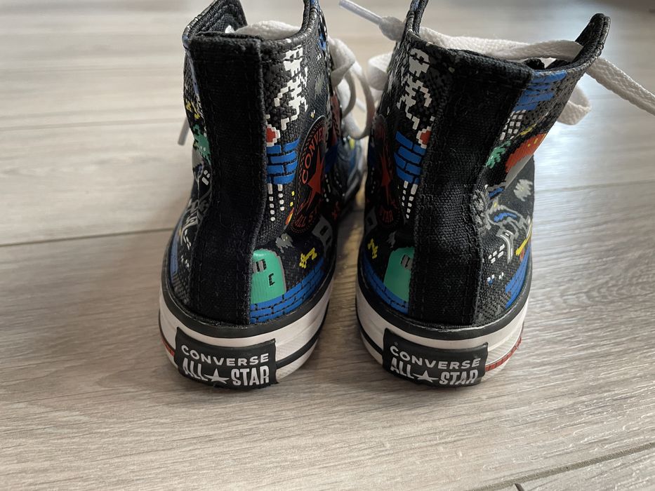 Tenesi baieti Converse