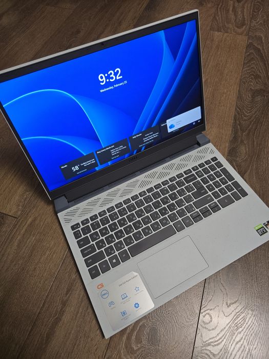 Laptop Dell G15 5515