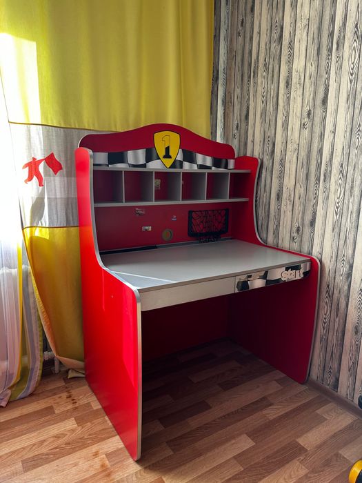 Продам детскую мебель