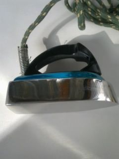 Продавам стара руска туристическа ютия