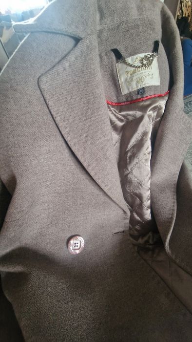 Весеннее пальто, хорошего качества