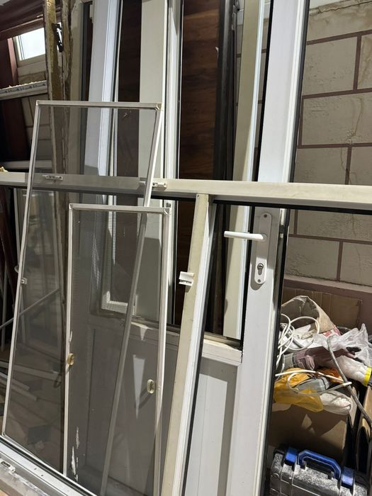 Пластик есік сатылады 40000 тг