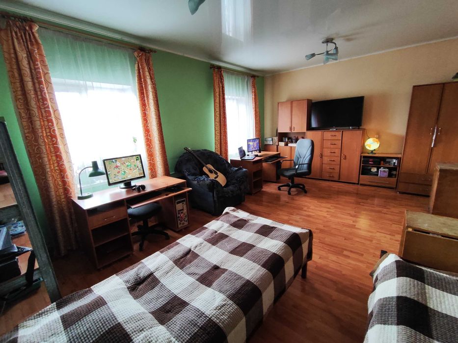 Продам дом, 4 комнаты, город, Бийский проезд