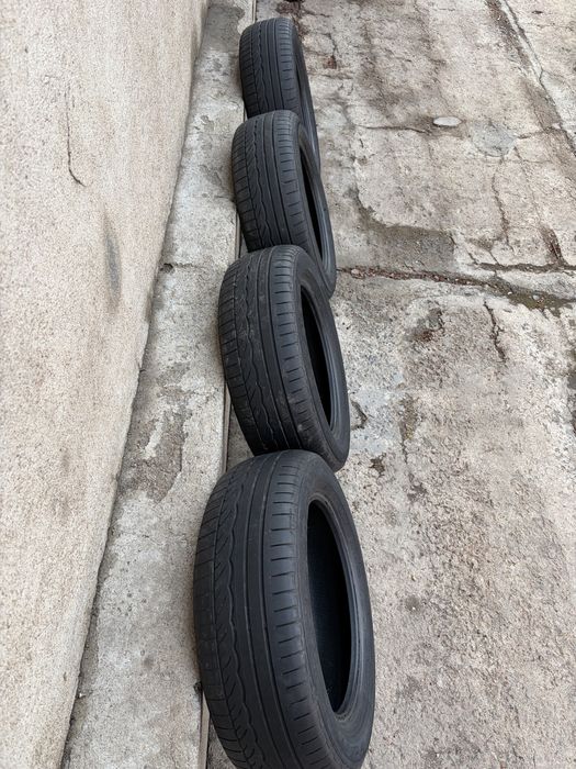 Продам комплект шин