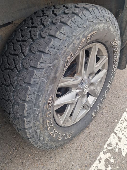 Продам шины Maxxis 285×60 R18