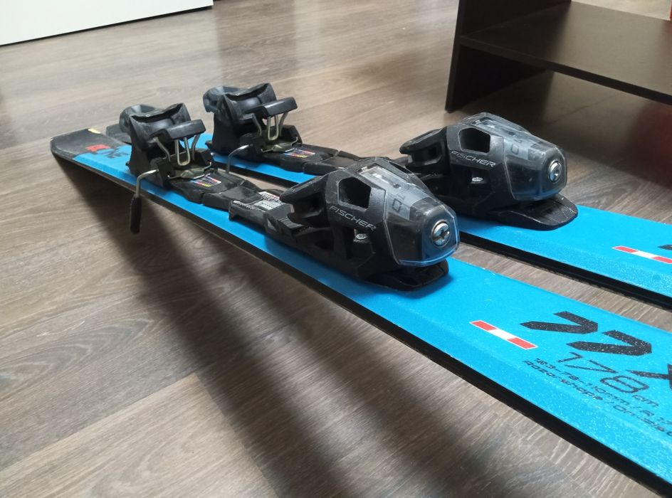 Ски Fischer 178 XTR77 razor shape