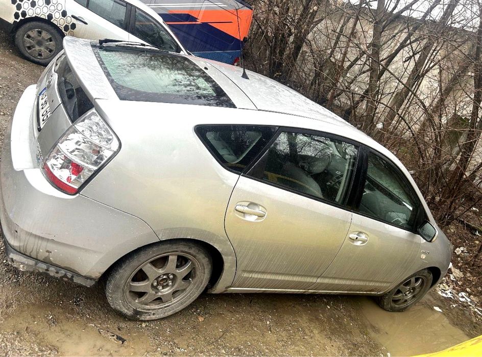 Toyota Prius 1.5 Hybrid 2007 – 130.000 km reali – baterie foarte bună
