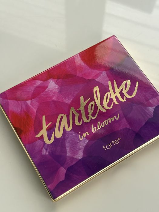 Палитра сенки за очи Tarte Cosmetics Tartelette in Bloom Clay Palette