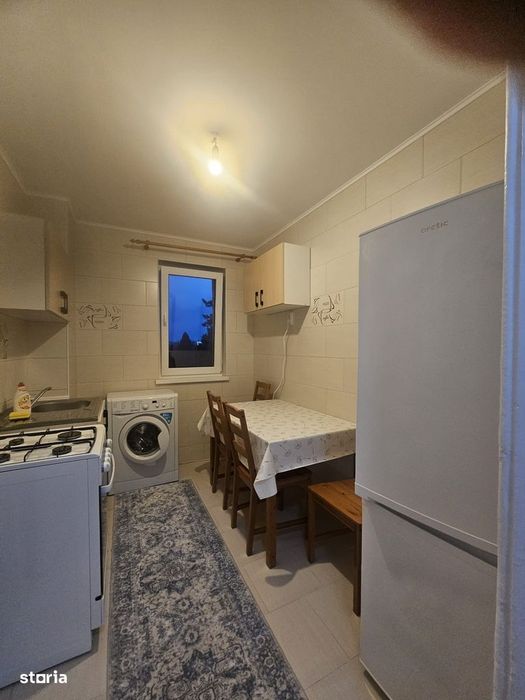Inchiriez apartament 2 camere , mobilat si utilat, etaj 2 .