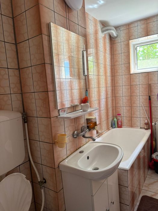 Apartament 2 camere | 280 lei/noapte | 750 m de plajă | Parter | Regim hotelier