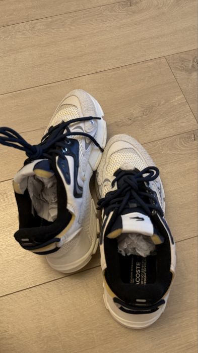 Продам кроссовки Lacoste L003 Neo