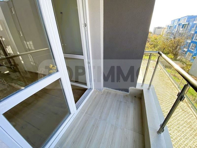 Продава се Двустаен апартамент в Варна, м-т Пчелина - 57 кв.м за 1665 €/кв.м - Снимка #5