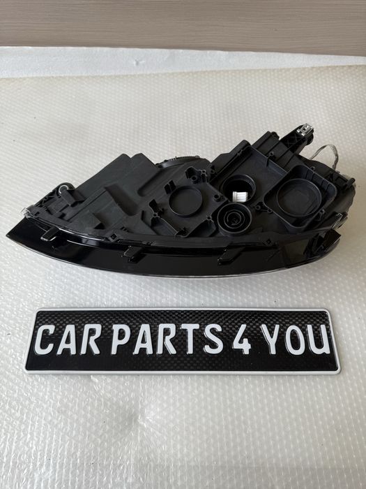 Фар десен VW Golf 7 Голф 7 оборудван с ксенон крушка