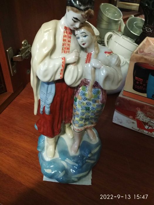 Сувениры статуэтки