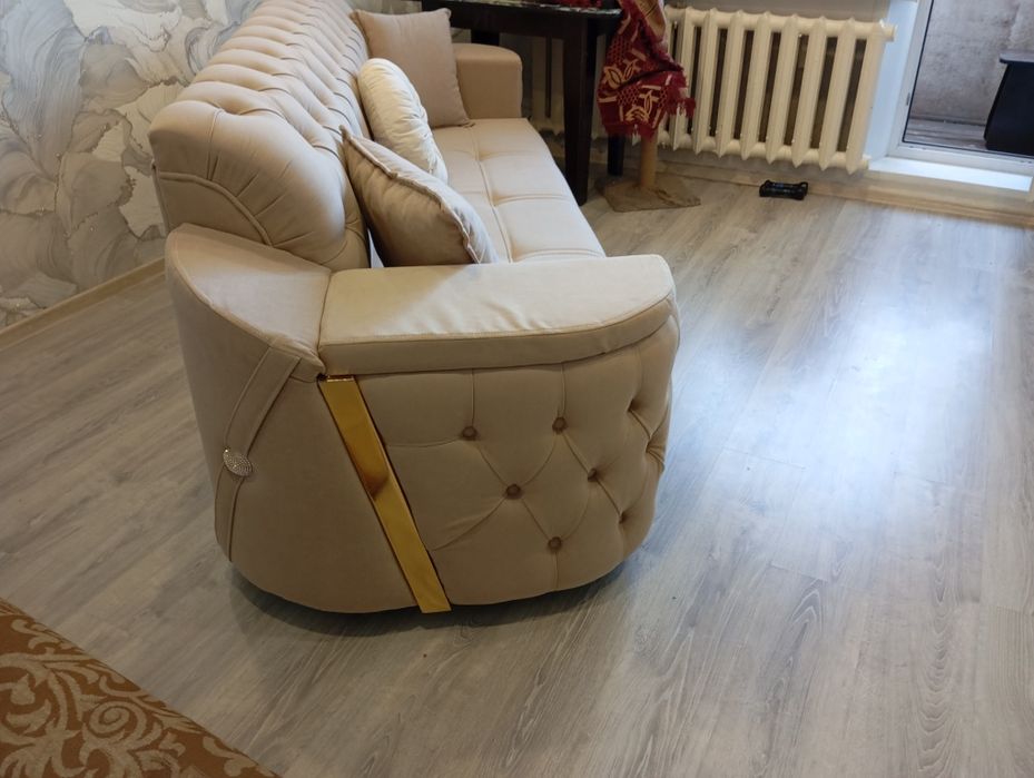 Продам новый диван