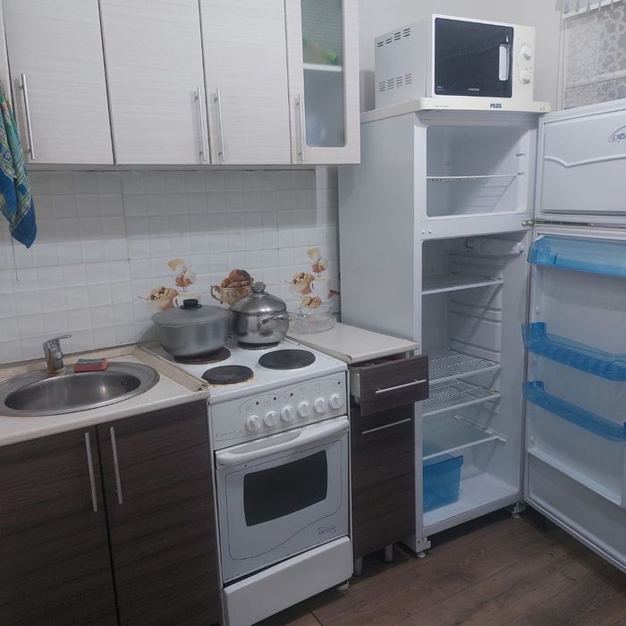 Посуточна  1 комнатная квартира