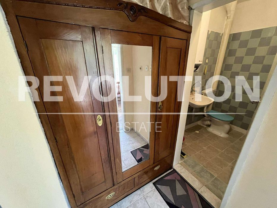 Дава се под наем Двустаен апартамент в Варна, Окръжна болница - 50 кв.м за 300 € - Снимка #5