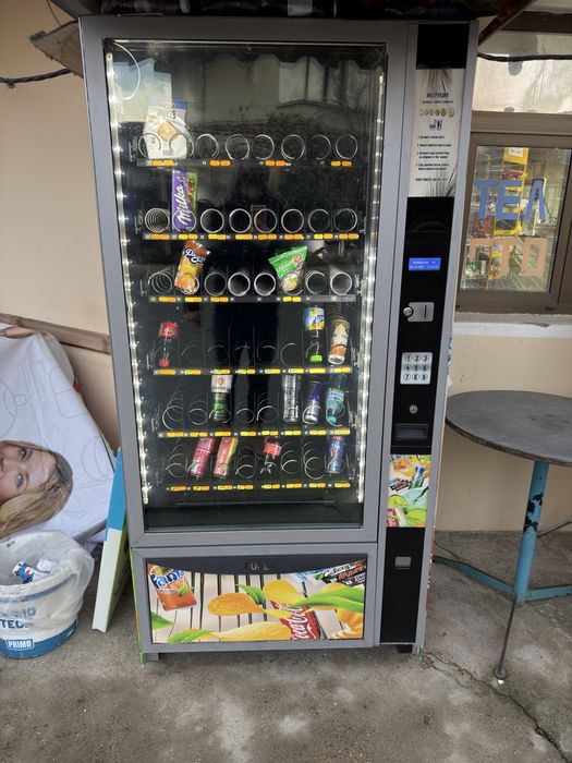 Вендинг автомат Larp Lazer 8M