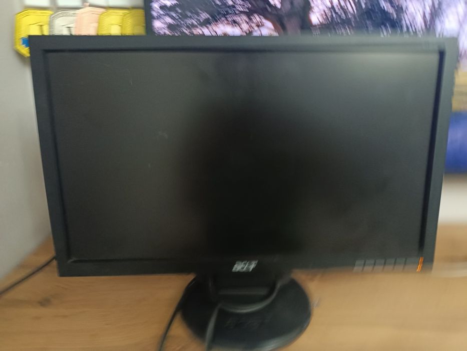 Продаю монитор от Acer