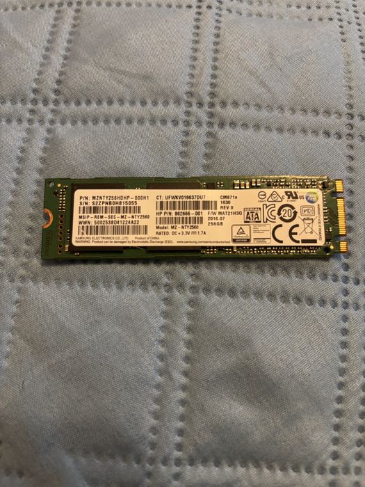 SSD  samsung    256