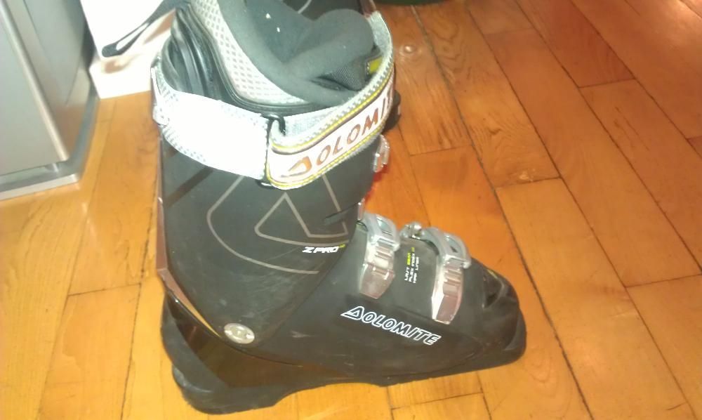 Продавам ски обувки DOLOMITE Z PRO 110