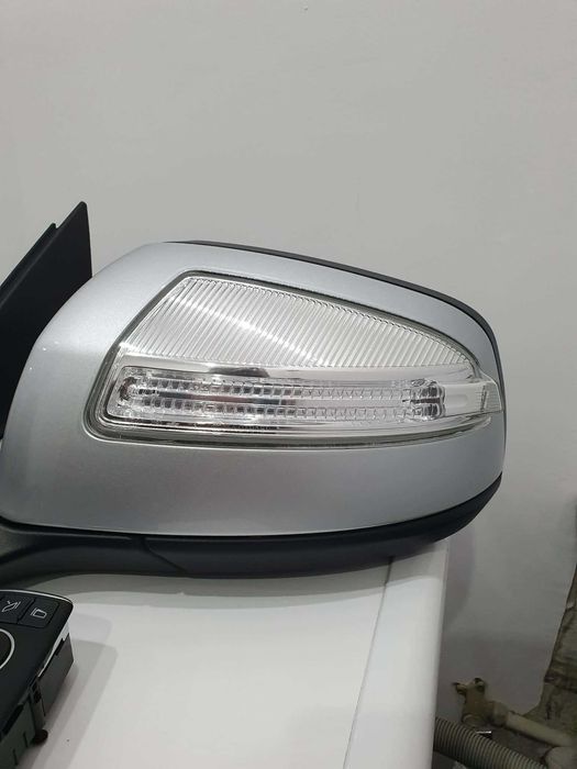 Oglinda  Mercedes C-class W204 Stanga /Dreapta KIT/Rabatare electric