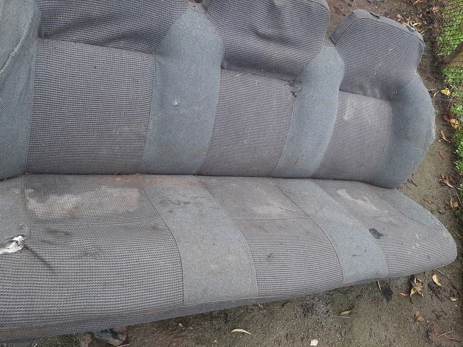 Продава се седалка от бус