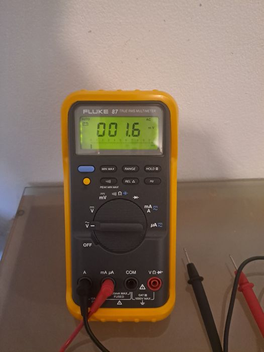Fluke  87 TRUE  RMS Multimeter