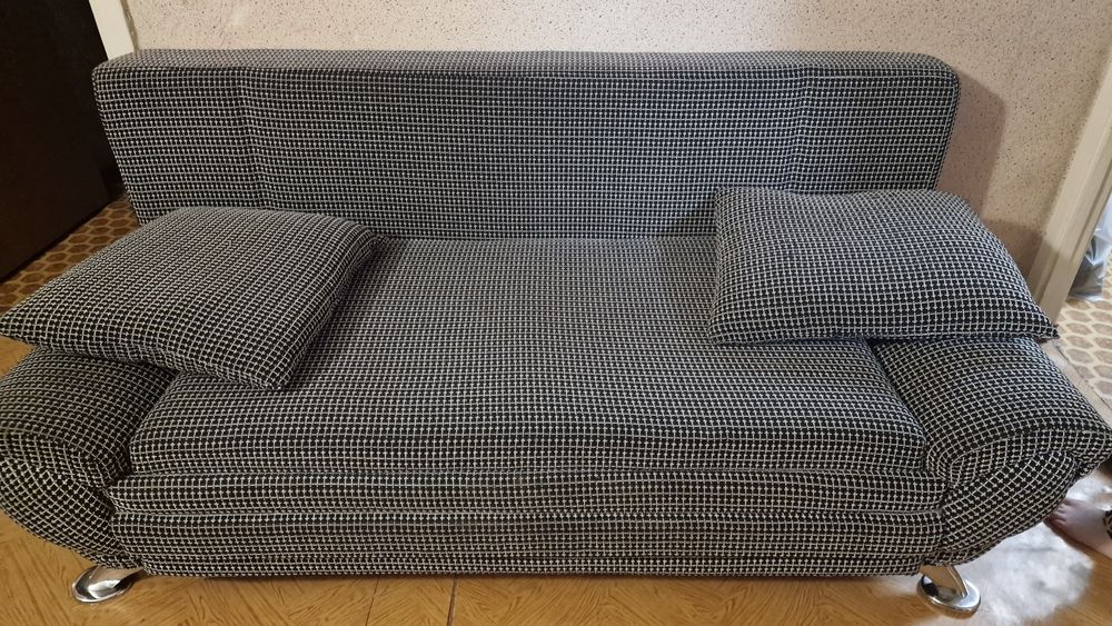 Продам диван, в прекрасном состоянии