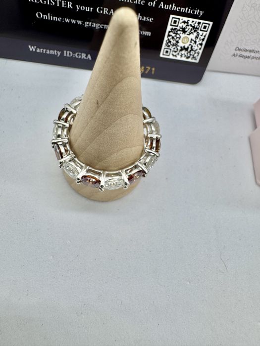 Сребърен пръстен с мойсанит (Диамант) 7.5 карата