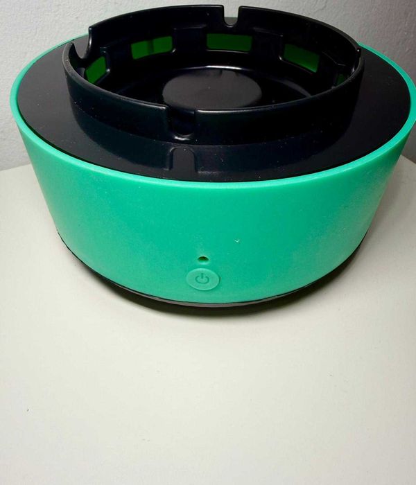 Scrumiera Inteligenta cu Purificator