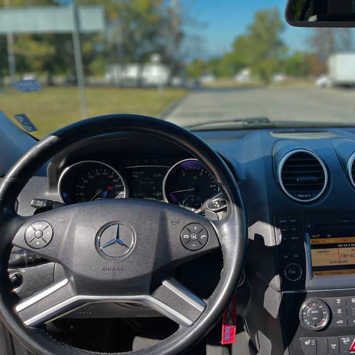 Mercedes-Benz ML 350 4MATIC | РЕАЛНИ КМ | LED ФАРОВЕ | 21